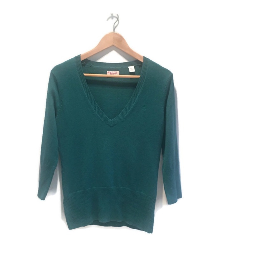 NWOT Original Penguin V-neck sweater, size Small